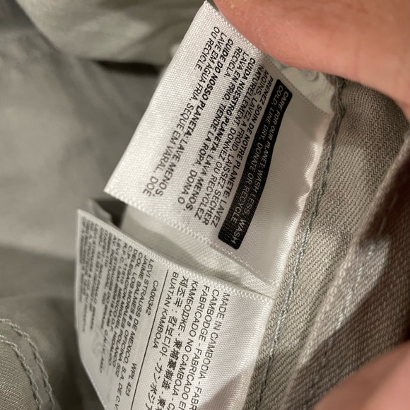 LEVI'S GRAY DENIM - Picture 4 of 4